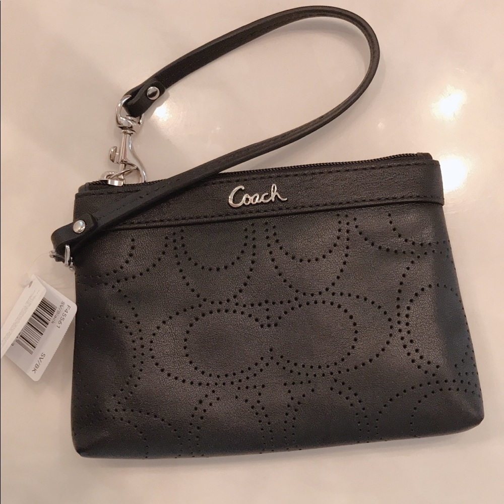 NWT coach • eyelet wristlet